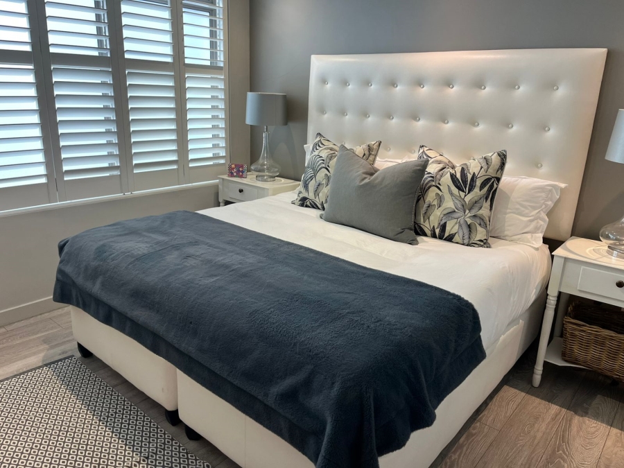 To Let 2 Bedroom Property for Rent in Sea Point Western Cape